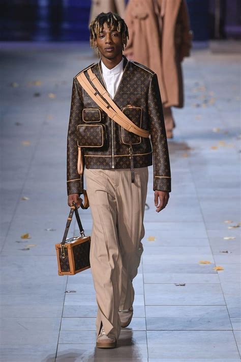 louis vuitton virgil shirt|Louis Vuitton Spring 2019 Menswear Collection .